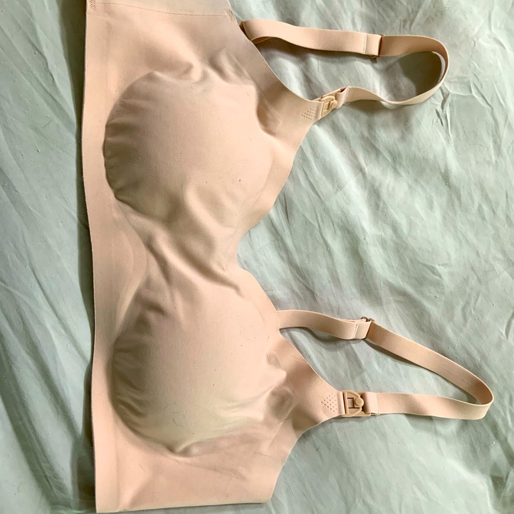 NWOT Kindred Bravely Nursing Bra Medium